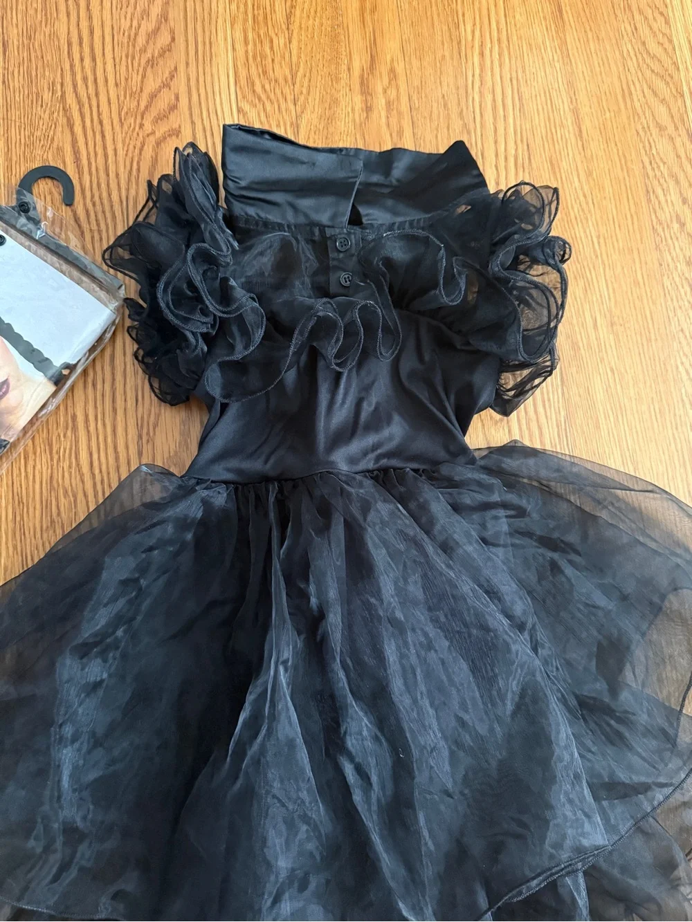 Adam’s Family Wednesday black dress costume and wig M